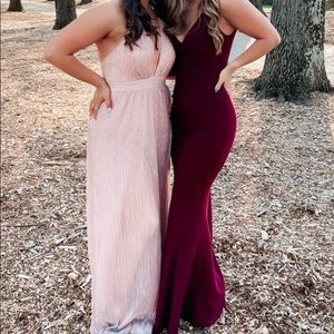 Beautiful Lulu’s  burgundy long dress: ideal for prom